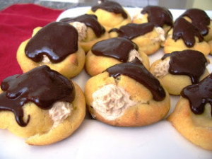 Aztec Cream Puffs | Jellibeanjournals.com