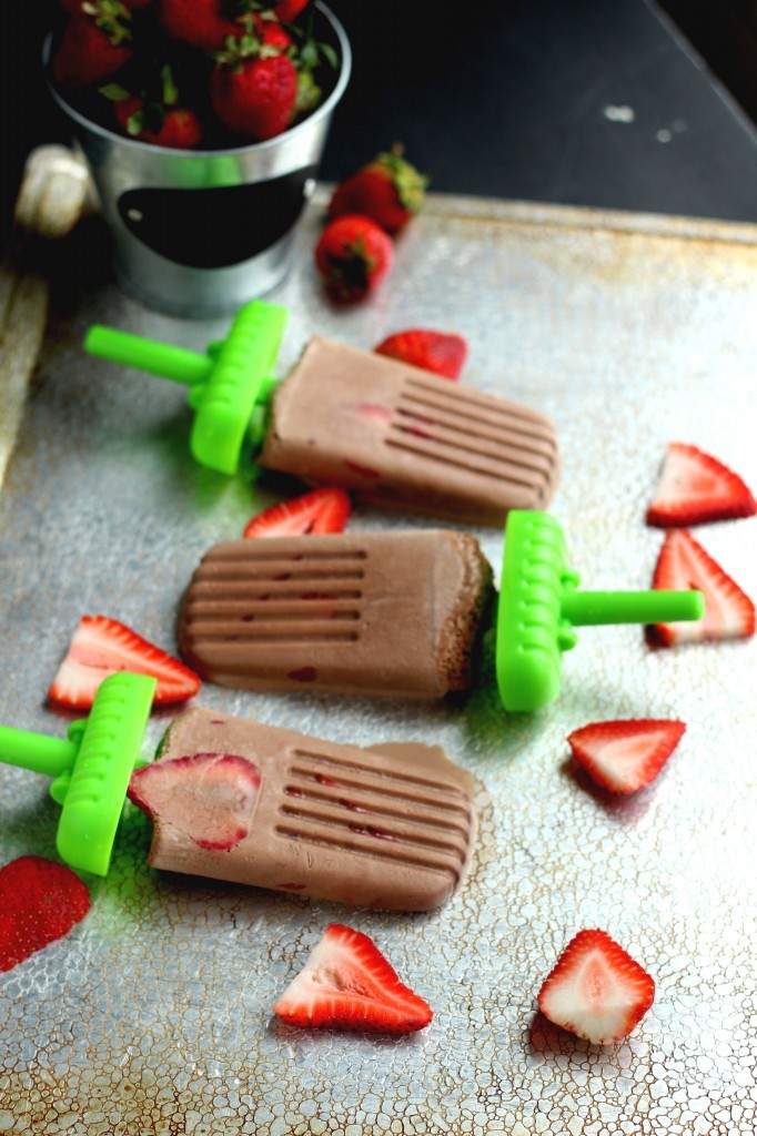 Stawberry-Nutella-Popsicles3-682x1024